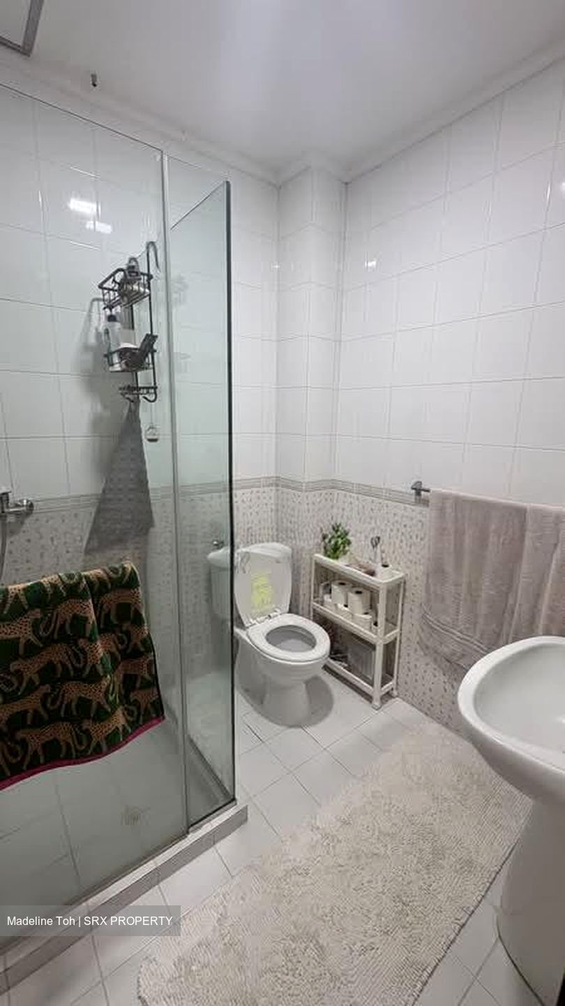 Jalan Lim Tai See (D10), Terrace #559570371